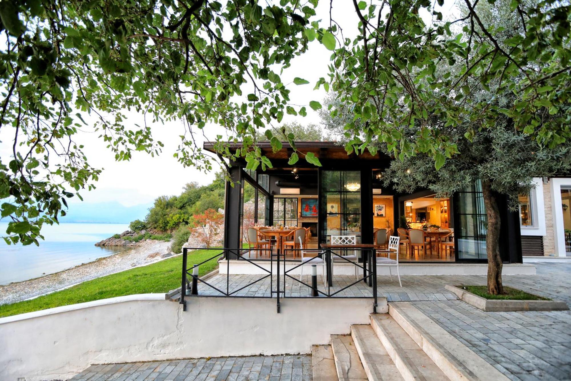 Hotel Labiatan Zogaj  Экстерьер фото