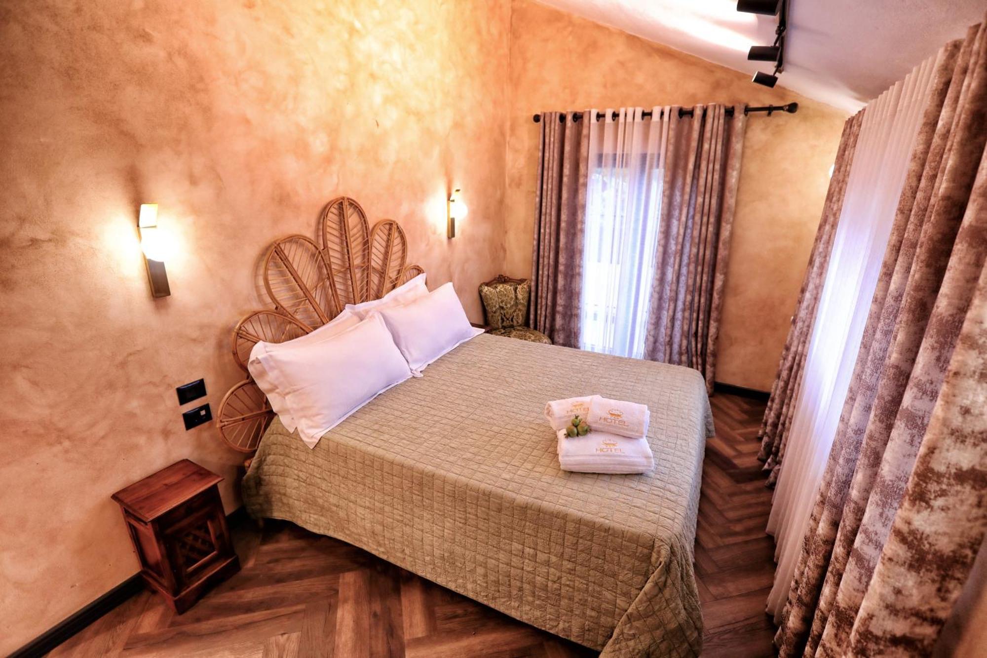 Hotel Labiatan Zogaj  Экстерьер фото